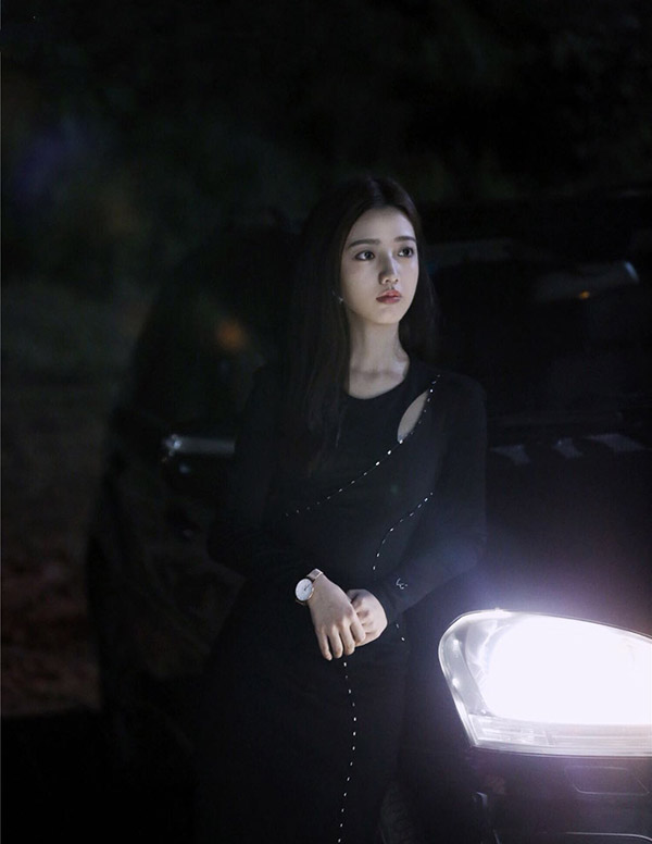 伦敦外围女经纪人